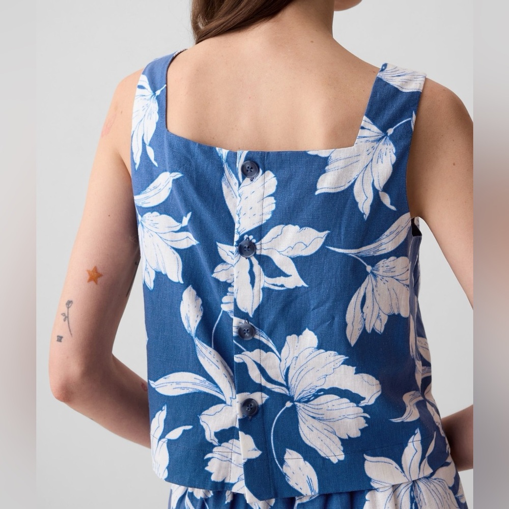 GAP Blue Floral Button-Back Tank Top